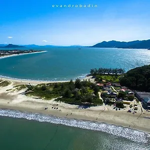  Apartamento Ponta Do Papagaio - Cobertura - 300 Mts Do Mar